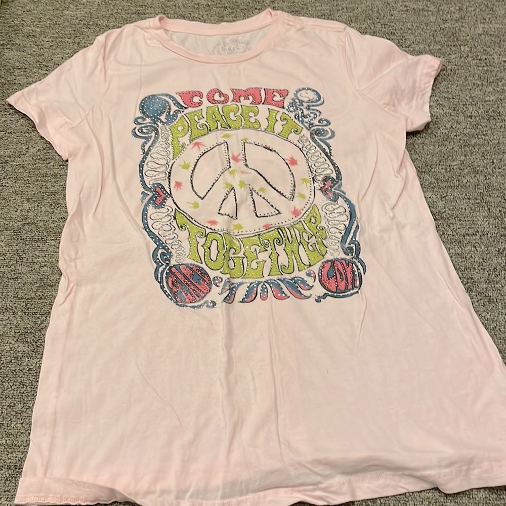 New Xl pale pink tshirt peace with stone detailing